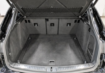 Подержанный автомобиль Porsche Macan 2015 года (10 фото)