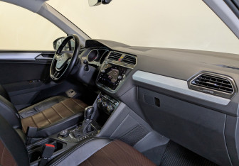 Подержанный автомобиль Volkswagen Tiguan 2018 года (11 фото)