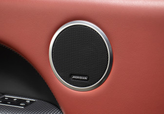 Подержанный автомобиль Land Rover Range Rover Sport 2020 года (22 фото)