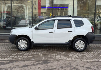 Подержанный автомобиль Renault Duster 2018 года (5 фото)