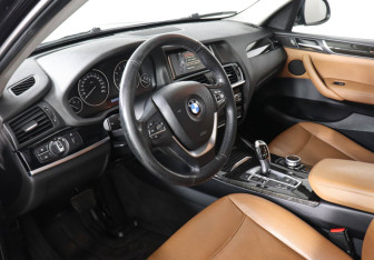 Подержанный автомобиль BMW X3 2016 года (12 фото)