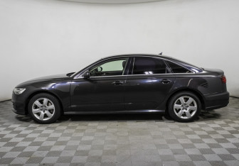 Подержанный автомобиль Audi A6 Sedan 2015 года (8 фото)
