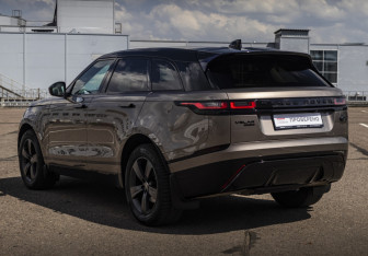 Подержанный автомобиль Land Rover Range Rover Velar 2017 года (8 фото)