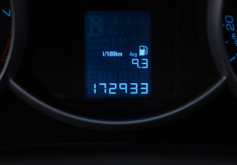 Подержанный автомобиль Chevrolet Cruze Hatchback 2013 года (12 фото)