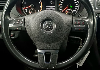 Подержанный автомобиль Volkswagen Jetta Sedan 2014 года (13 фото)