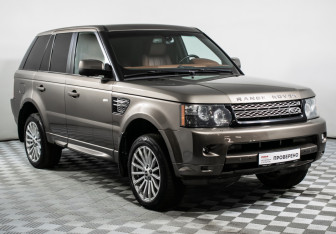 Подержанный автомобиль Land Rover Range Rover Sport 2012 года (3 фото)