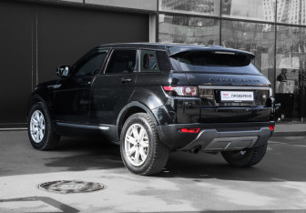 Подержанный автомобиль Land Rover Range Rover Evoque 2013 года (6 фото)