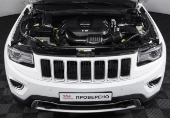 Подержанный автомобиль Jeep Grand Cherokee 2013 года (9 фото)