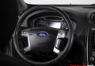 Подержанный автомобиль Ford Mondeo Sedan 2008 года (13 фото)