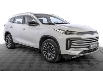 Подержанный автомобиль Exeed TXL 2022 года (3 фото)