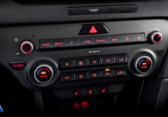 Подержанный автомобиль Kia Sportage 2017 года (25 фото)