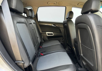 Подержанный автомобиль Opel Antara 2012 года (11 фото)