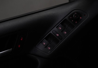 Подержанный автомобиль Volkswagen Tiguan 2016 года (16 фото)