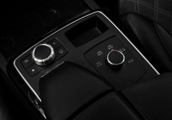 Подержанный автомобиль Mercedes-Benz GLE 2016 года (27 фото)