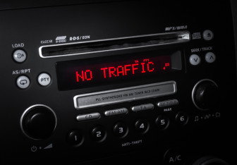 Подержанный автомобиль Suzuki Grand Vitara 2010 года (17 фото)