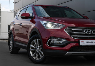 Подержанный автомобиль Hyundai Santa Fe 2015 года (22 фото)