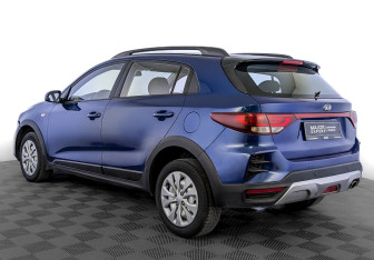 Подержанный автомобиль Kia Rio Hatchback 2021 года (7 фото)