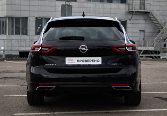 Подержанный автомобиль Opel Insignia Wagon 2018 года (6 фото)