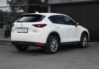 Подержанный автомобиль Mazda CX-5 2021 года (4 фото)