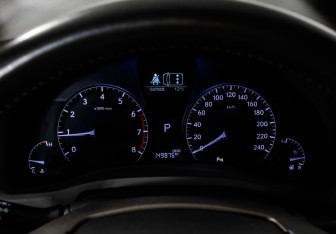 Подержанный автомобиль Lexus RX 2013 года (10 фото)