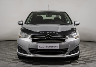 Подержанный автомобиль Citroen C4 Sedan 2014 года (2 фото)