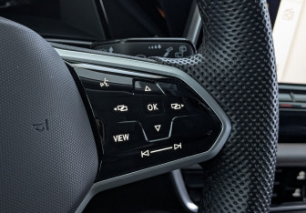 Подержанный автомобиль Volkswagen Teramont 2023 года (30 фото)