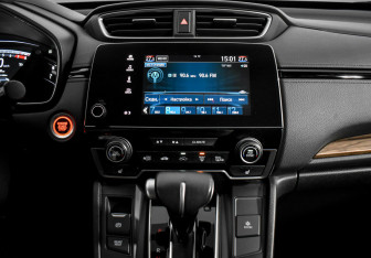 Подержанный автомобиль Honda CR-V 2017 года (11 фото)