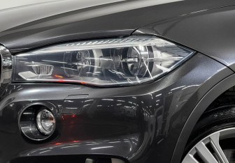 Подержанный автомобиль BMW X5 2015 года (8 фото)