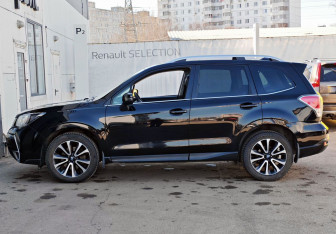 Подержанный автомобиль Subaru Forester Suv 2016 года (8 фото)