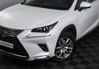 Подержанный автомобиль Lexus NX 2019 года (22 фото)