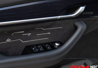 Подержанный автомобиль Geely Monjaro 2024 года (23 фото)