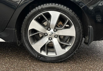 Подержанный автомобиль Kia Optima Sedan 2020 года (16 фото)