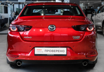 Подержанный автомобиль Mazda 3 Sedan 2020 года (5 фото)