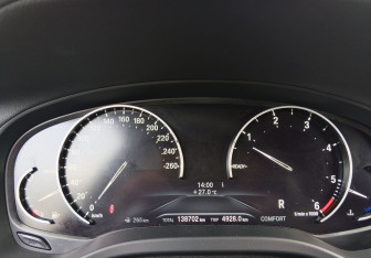 Подержанный автомобиль BMW X3 2021 года (19 фото)