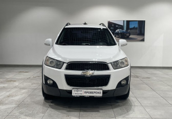 Подержанный автомобиль Chevrolet Captiva 2012 года (2 фото)