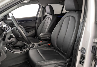 Подержанный автомобиль BMW X2 2019 года (20 фото)