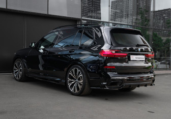 Подержанный автомобиль BMW X7 2019 года (6 фото)