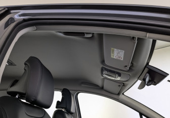 Подержанный автомобиль Kia Sportage 2024 года (23 фото)