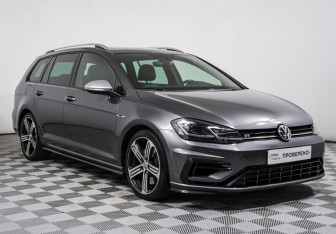Подержанный автомобиль Volkswagen Golf R Wagon 2018 года (3 фото)