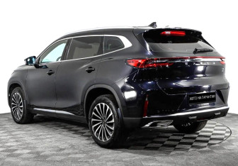 Подержанный автомобиль Exeed TXL 2021 года (3 фото)