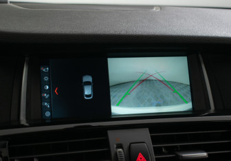 Подержанный автомобиль BMW X4 2017 года (17 фото)