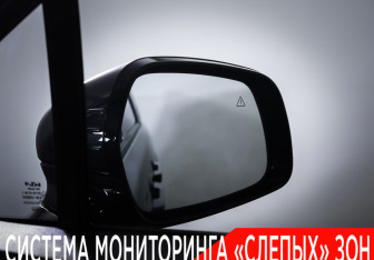 Подержанный автомобиль Kia Carnival 2022 года (31 фото)