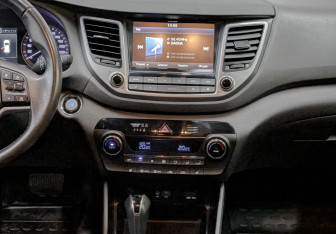 Подержанный автомобиль Hyundai Tucson 2018 года (17 фото)