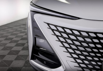 Подержанный автомобиль Changan UNI-T 2023 года (17 фото)