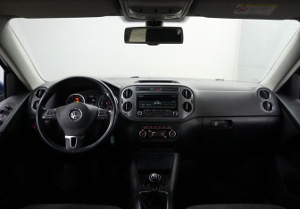 Подержанный автомобиль Volkswagen Tiguan 2014 года (11 фото)
