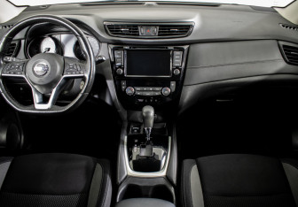 Подержанный автомобиль Nissan Qashqai 2019 года (11 фото)