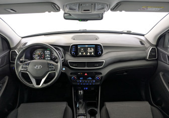 Подержанный автомобиль Hyundai Tucson 2019 года (14 фото)