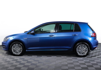 Подержанный автомобиль Volkswagen Golf Hatchback 2014 года (8 фото)