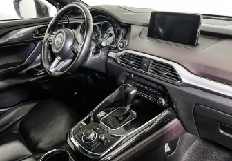 Подержанный автомобиль Mazda CX-9 2019 года (9 фото)