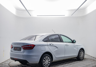 Подержанный автомобиль LADA (ВАЗ) Vesta Sedan 2021 года (5 фото)